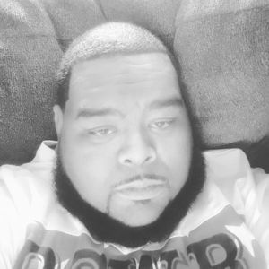 Meet your Posher, Carlos